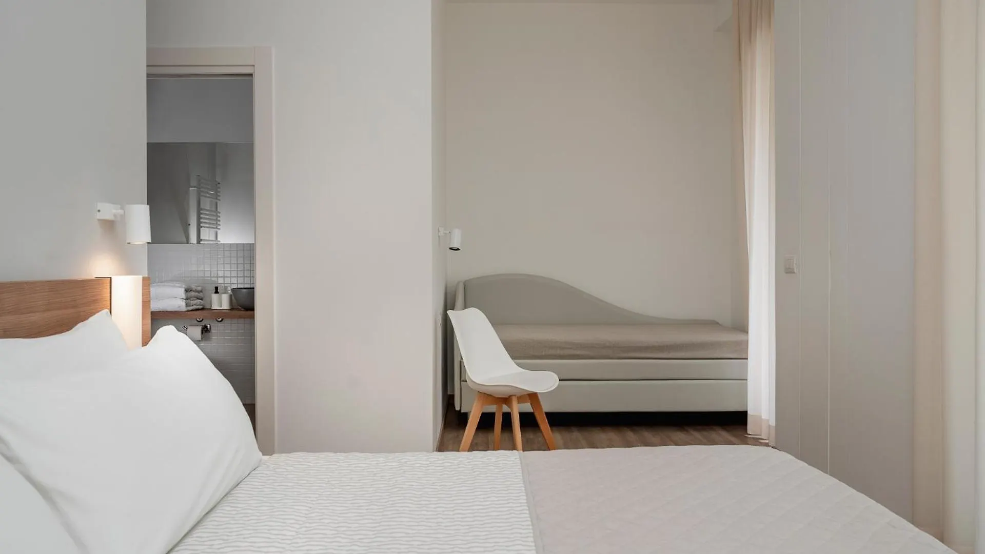 Riccione Beach Hotel-Vero'Boutique Hotel- 2*,  İtalya