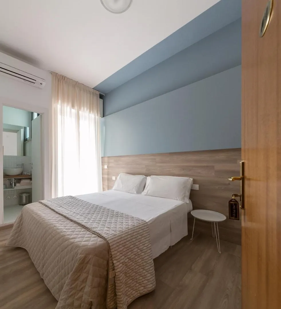 Hotel di Luigi Riccione 2*,  Italia