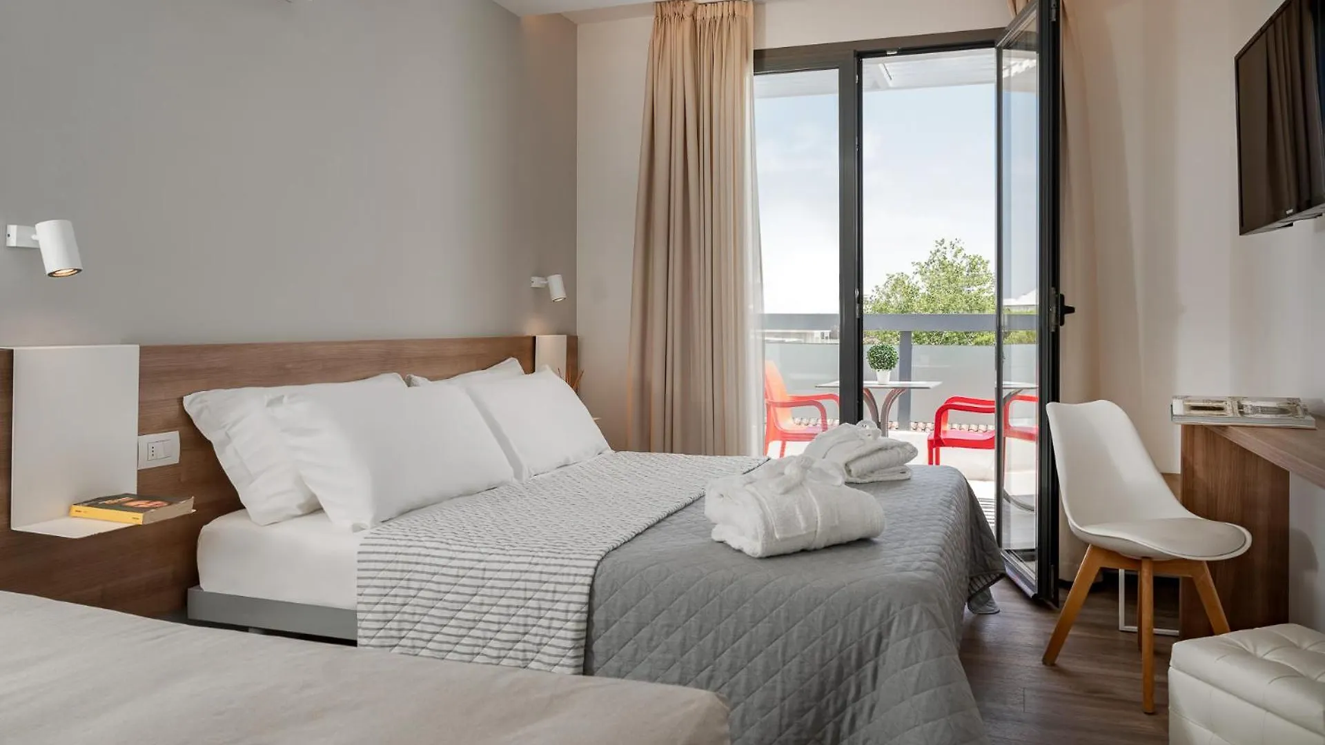 Riccione Beach Hotel-Vero'Boutique Hotel-